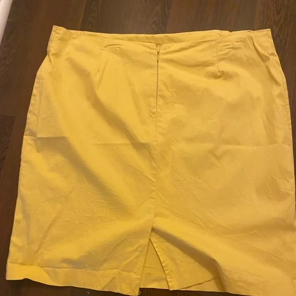 New York & Company Pencil Skirt Size 16 (Cart D-109) - Picture 2 of 4